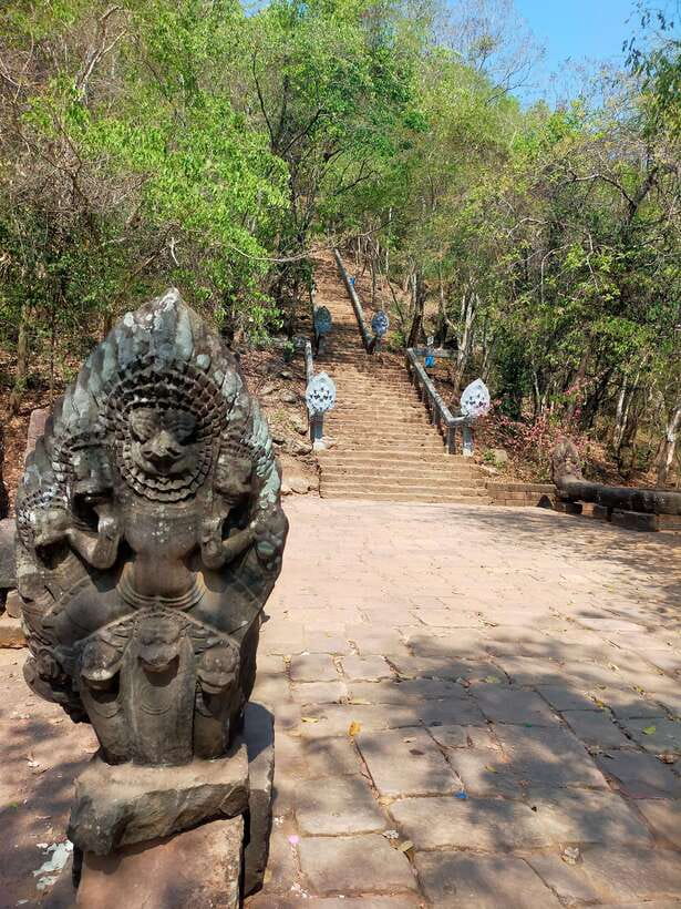 A Day TukTuk Bambootrain, Banan, Killing & Bat Caves, Sunset - Five things to know before you go