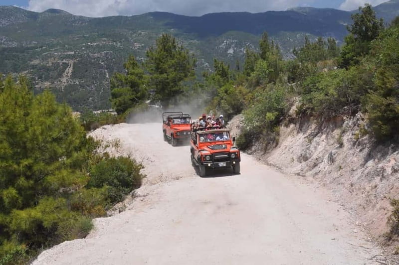 Alanya Jeep Safari: Dim Cave, River & Nature Adventure - The opening viewpoint and first splash of fun