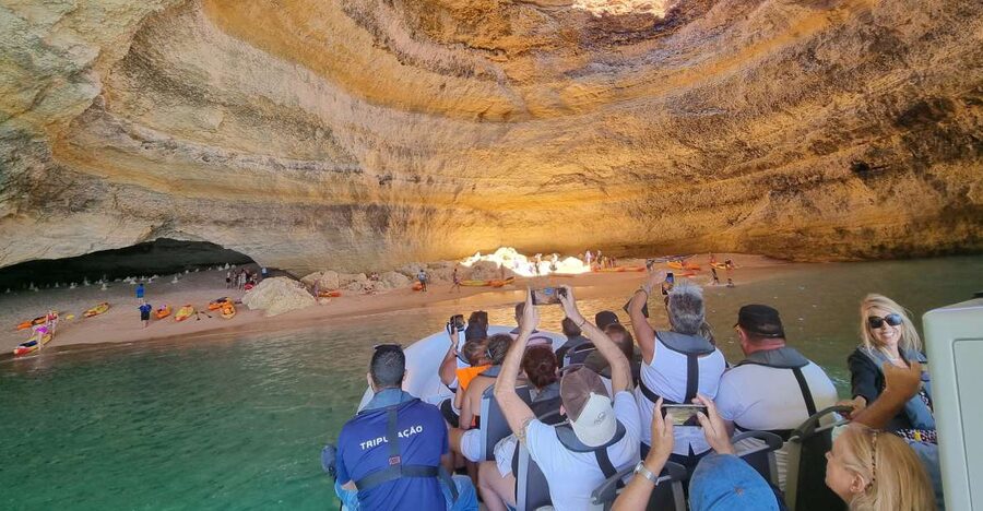 Albufeira: Benagil Cave and Dolphin Sightseeing Boat Cruise - The fast ride west past Algarve beaches