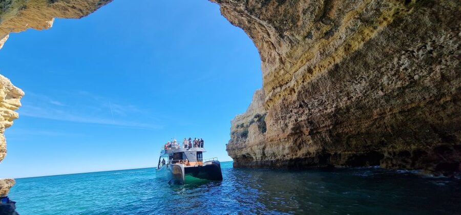 Albufeira: Coastline and Benagil Caves Tour by Catamaran - Key points before you book