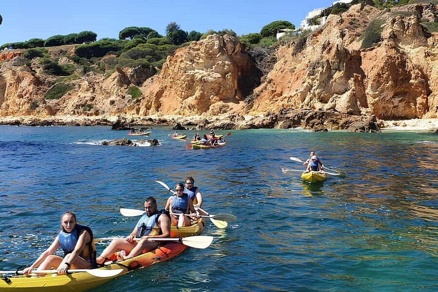 Albufeira Marina: Benagil Cave to Marinha Beach Kayak Tour - Practical tips for a smoother morning or afternoon