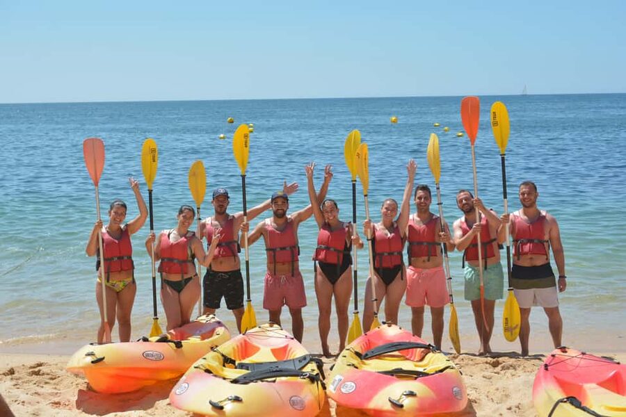 Albufeira: Secret Caves & Beaches Kayak Tour with Swim Stop - Practical tips for a better outing