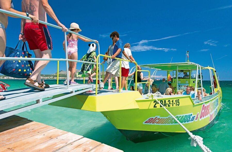 Alcudia: Caves & Coastline Boat Trip w/ Snorkelling - Who should book this trip?