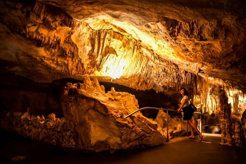 Alcudia: Caves of Drach Tour from the North with Boat Trip - The Coach Ride From Alcúdia
