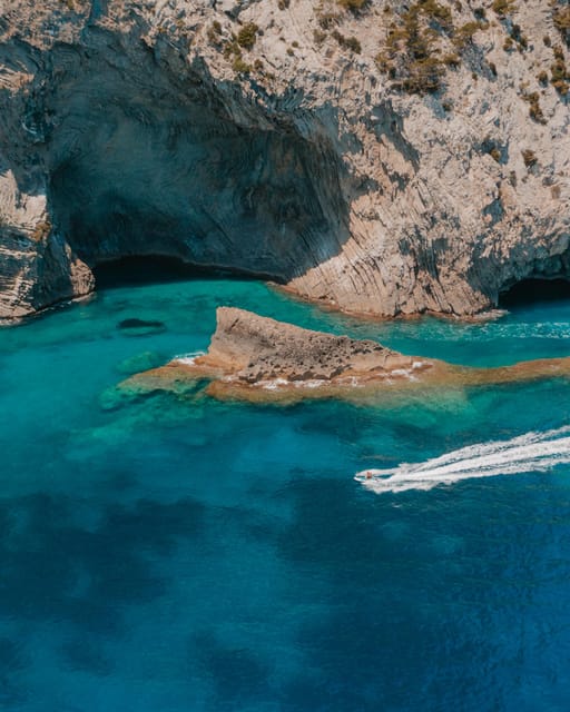 Alcudia: JetSki Tour Coll Baix beach & Caves (free Photos) - Key points at a glance