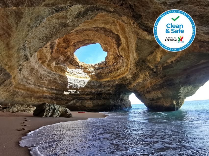 Algarve: Benagil Cave Sunrise Kayak Tour with Shower Use - Key details before you book
