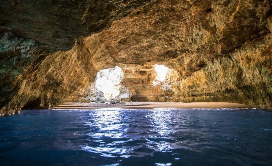 Algarve: Benagil Caves Open Speedboat Tour - What the open speedboat changes