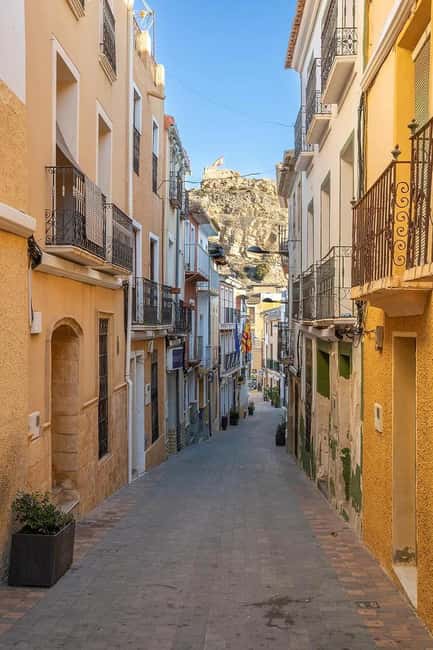 Alicante: Canelobre Caves & Busot – Local Guided Tour - A local drink and an easy finish