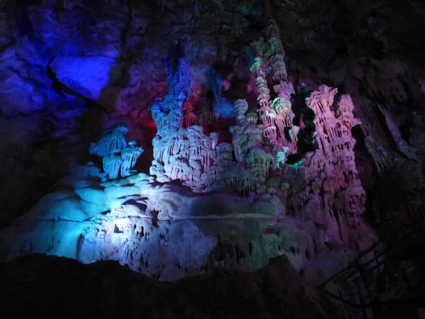 Alicante Santa Pola: Canelobre Caves, Busot, and Villajoyosa / Max. Group Size: 4 - Should you book the Canelobre and Busot tour?