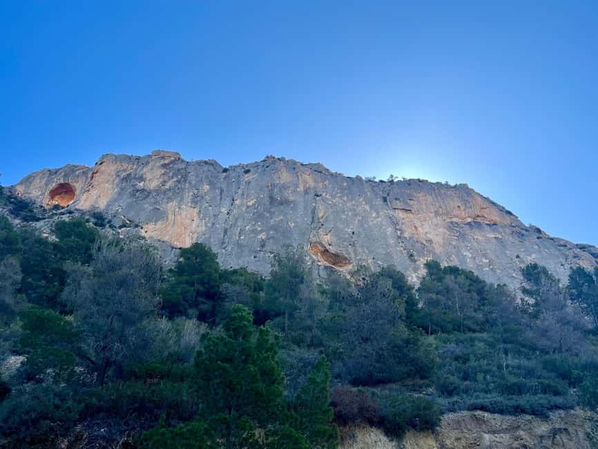Alicante: Spain's highest cave with transfer included - The Museum of Ethnic Music is the surprising extra