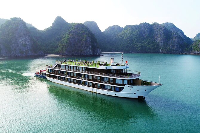 All-Inclusive 2 Day/1 Night Halong Luxury Cruise, Meals, Cave, Kayaking,Swimming - Why an overnight cruise is worth your time