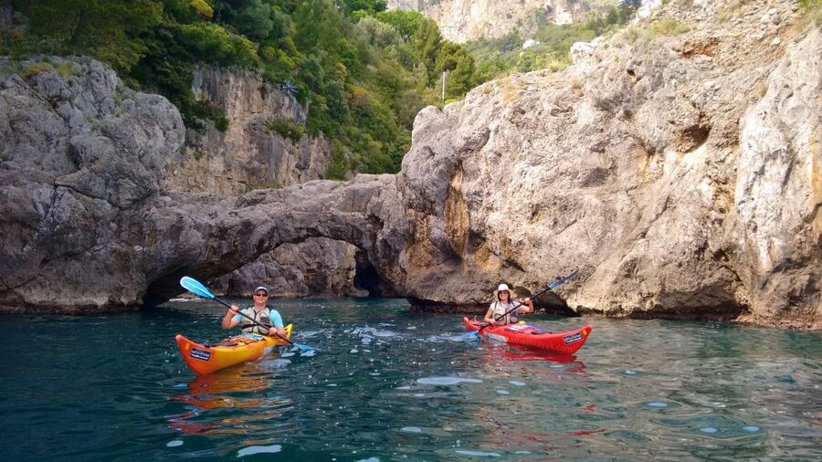 Amalfi Coast: Kayak Tour with Snorkeling and Grottoes Visit - Paddling west toward the Arc of Lovers