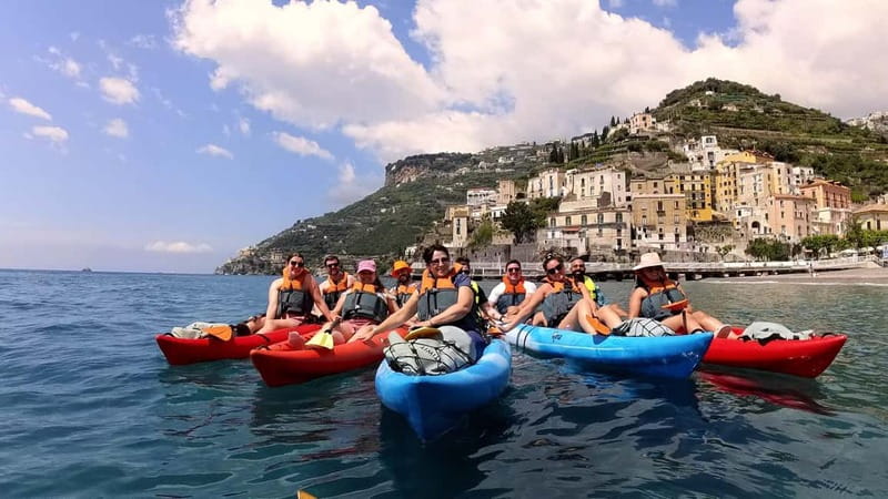 Amalfi: Kayak-Snorkel to Pandora Cave, Hidden Beach & Drinks - The small Sulfur Cave and its unusual water
