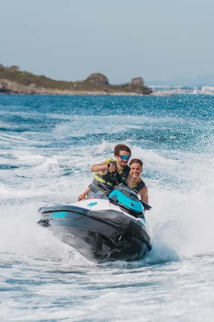 Andratx: Jet Ski Tour with Cave Visits and free Photos - The first rush across the Andratx coast