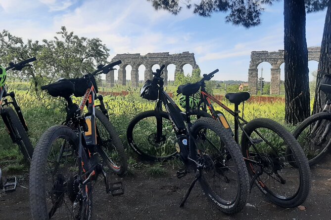 Appian Way Aqueducts Bike Tour (Catacombs & Lunch Option) - The five-hour option and the Catacombs of St. Callixtus
