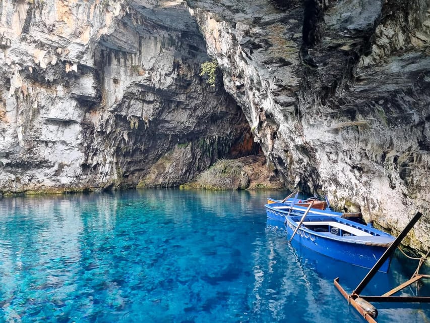 Argostoli: Melissani & Drogarati Cave Tour with Wine Tasting - Who should book this Kefalonia excursion?