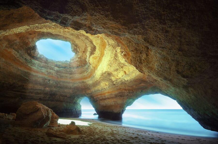 Armação de Pêra: Guided Boat Tour of Benagil's 15 Best Caves - What the small boat changes