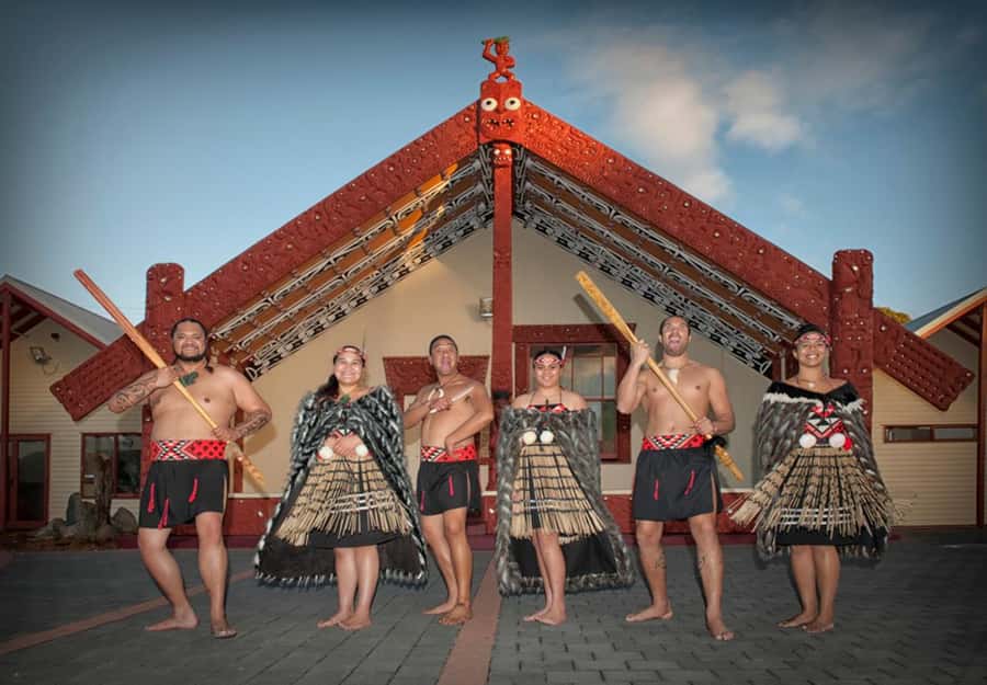 Auckland: Rotorua Māori Village & Waitomo Caves with Lunch - Why this Auckland day trip makes sense