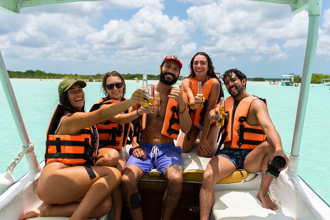 Bacalar Boat Tour and Visit to Cenotes - Island of the Birds and the changing colors