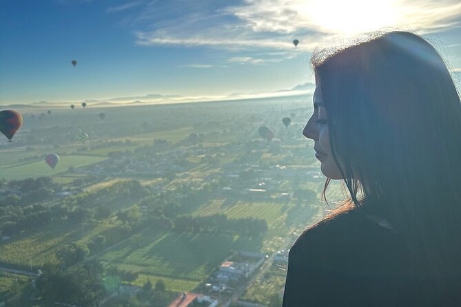 Balloon flight + Breakfast in cave + Pyramids + Pick up CDMX. - The essential details at a glance