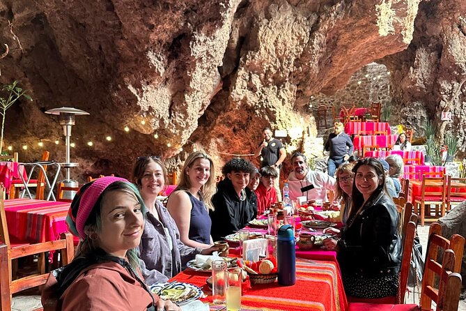 Balloon flight + pick up in CDMX + Breakfast in Cave + Pyramids - One Hour With the Teotihuacan Pyramids