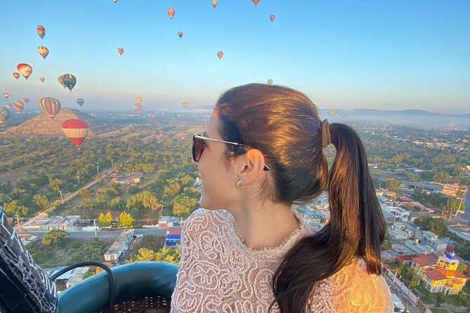 Balloon flight + pick up in CDMX + Breakfast in Cave + Pyramids - Who Should Book This Morning