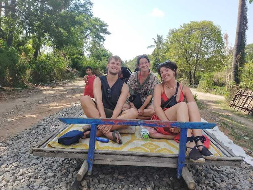 Battambang: Tuk-Tuk, Bamboo Train, Killing/Bat Caves, Sunset - What to bring and who should book