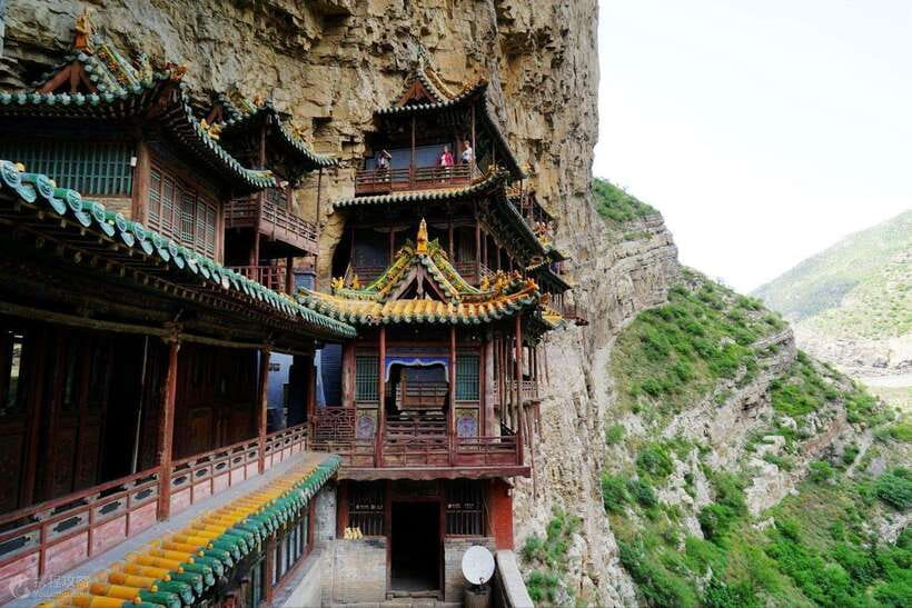 Beijing:Bullet Train Tour to Hanging Temple&Yungang Grottoes - Hanging Temple above Jinxia Gorge