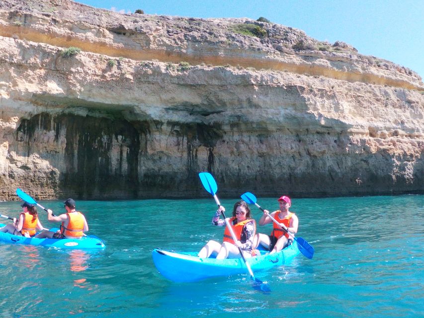 Benagil Beach: Benagil Cave highlights Kayaking (FREE FOTOS) - The safety briefing and first paddle