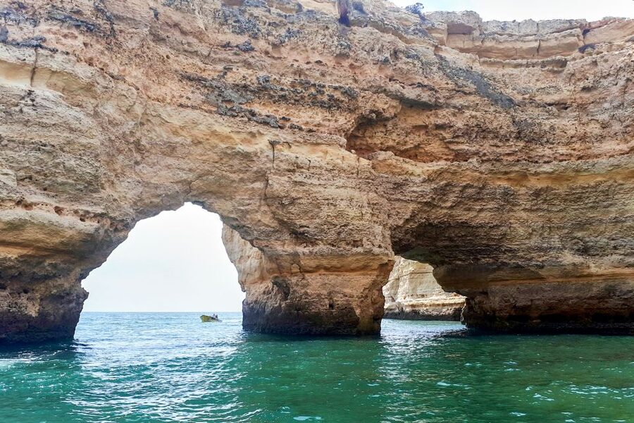 Benagil: Benagil Caves and Secret Spots Guided Kayaking Tour - Timing, tides, and boat traffic