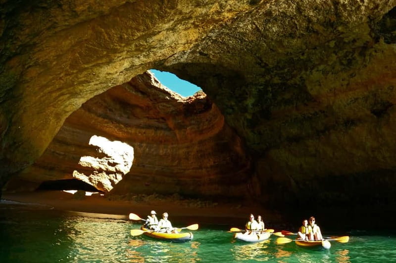 Benagil cave 1 hour tour with local guide - Thirty minutes inside Benagil Cave