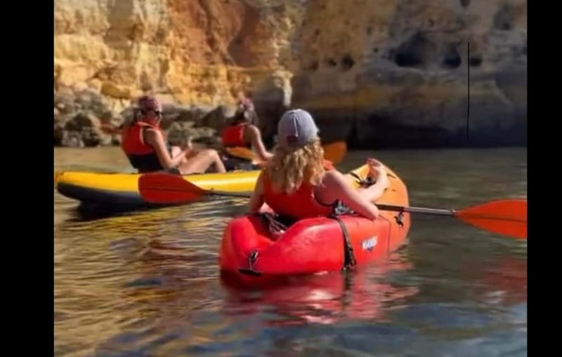 Benagil: Guided Kayak Tour inside caves and Praia da Marinha - Key points before you book