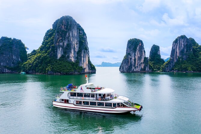 Best Halong 5 star Day Trip, inclusive,buffet,cave,kayak,transfer - Who should book this Halong Bay day trip?