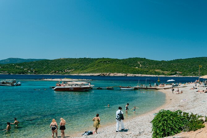 Blue Cave & 6 Islands Speedboat Tour From Split or Podstrana - Milna closes the route on a quieter note