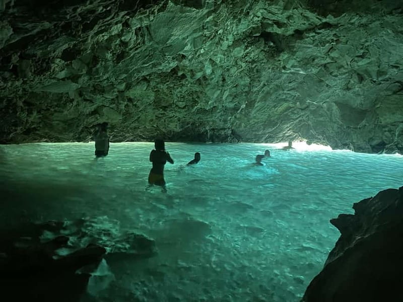 Blue Gem Cave Speedboat Tour Vlore - Key points at a glance