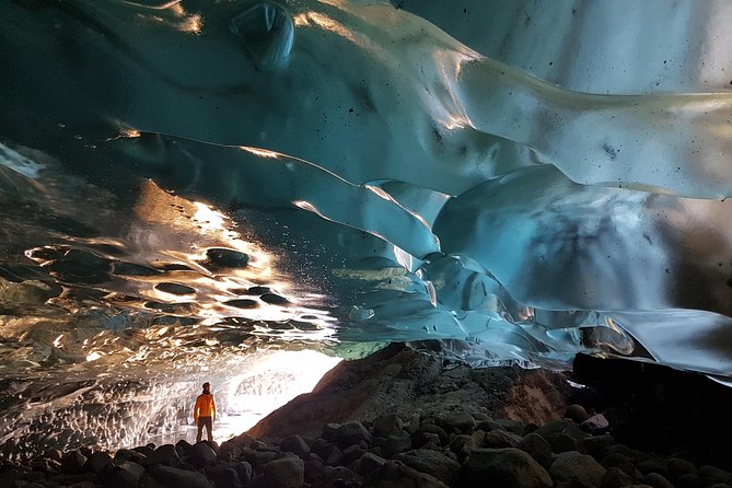Blue Ice Cave Adventure - Reaching Vatnajökull from Hali by Super Jeep