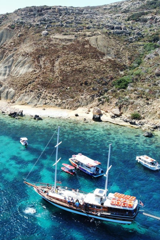 Blue lagoon, Crystal Lagoon & Comino Island & Caves - Who will enjoy this Malta cruise most