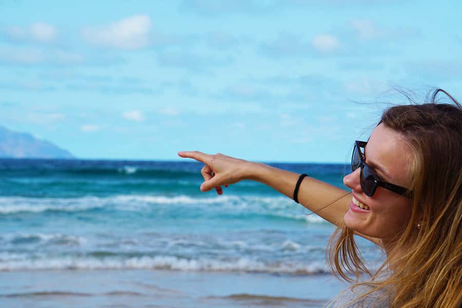 Boa Vista Island: Guided Santa Monica Beach & Caves Tour - Rabil brings a human start to the trip