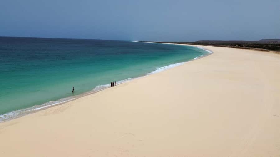 Boavista: 4x4 Island Tour, Santa Monica, Dune, Caves & Lunch - Lunch at a local restaurant