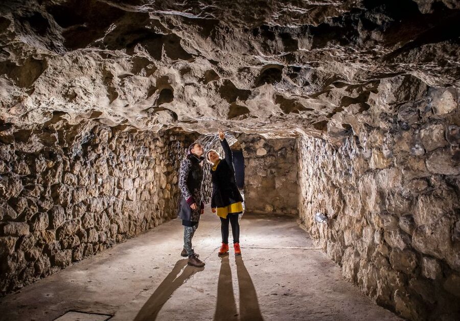 Budapest: Buda Castle Cave Tour - The practical feel of the walk