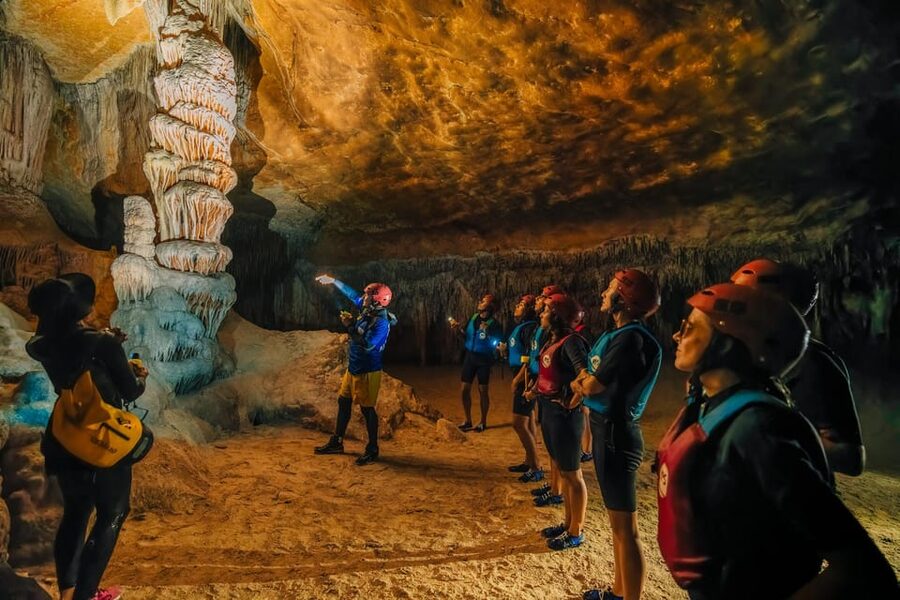 Cala Varques: Guided Sea Caves Kayak & Snorkeling Expedition - The essential details at a glance