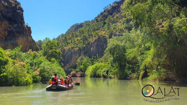 Calasparra: Almadenes Canyon Rafting Tour & Visit 3 Caves - Rafting through the Almadenes Canyon
