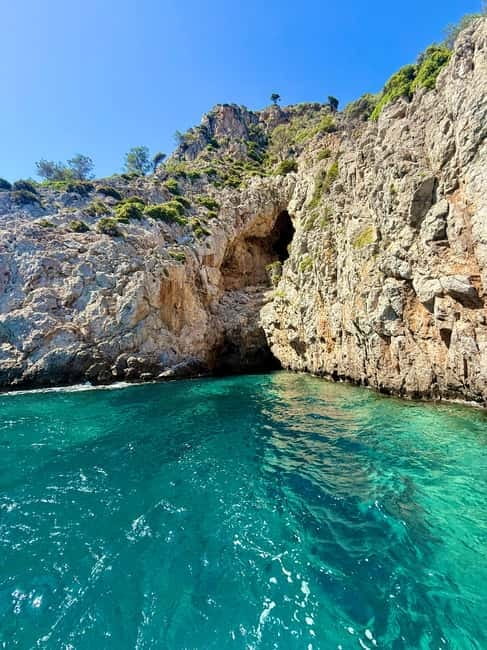 Can Picafort: 2-Hour Boat Tour with Snorkeling & Sea Caves - Sea caves and the flexible coastal route