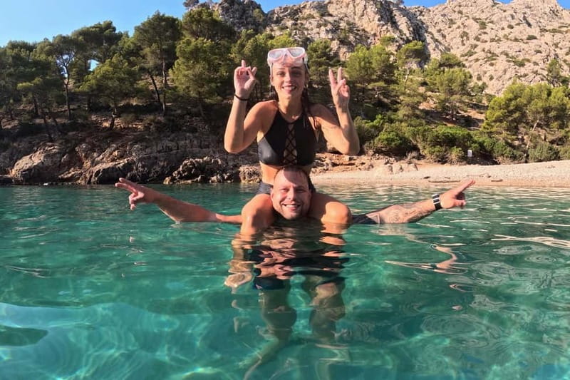 Can Picafort: 3h Private Boat – Caves & Snorkeling - A relaxed style, not a guided coastal lesson