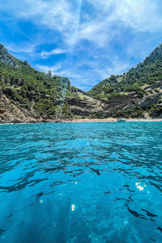 Can Picafort: 3h Private Boat – Caves & Snorkeling - Who will enjoy this Can Picafort boat trip?