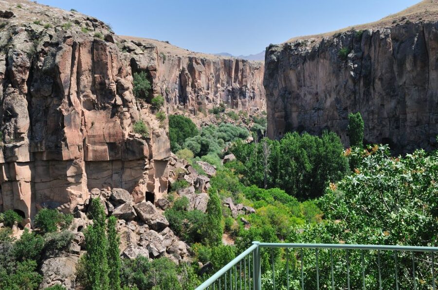 Cappadocia: Green Tour - Ihlara Valley & Underground City - The onyx workshop comes with a sales caveat