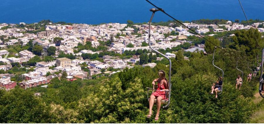 Capri: DIY Day Trip with Blue Grotto, Funicular & Lunch - Lunch at La Giara in Anacapri