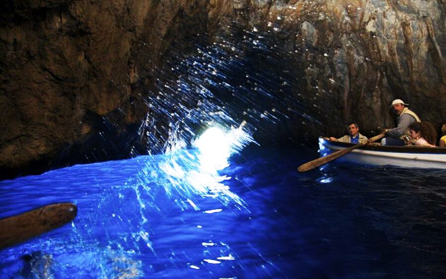 Capri: DIY Day Trip with Blue Grotto, Funicular & Lunch - Taking the funicular to Marina Grande