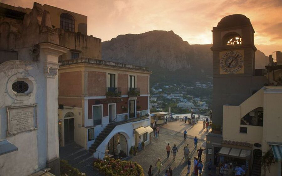 Capri: DIY Day Trip with Blue Grotto, Funicular & Lunch - Is $152.93 good value?