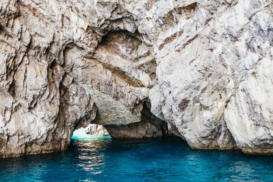 Capri: Island Boat Trip with Grottos - Casa Malaparte and the island’s dramatic cliffs